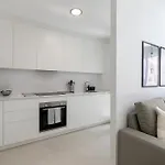 Apartment Eleven 4
